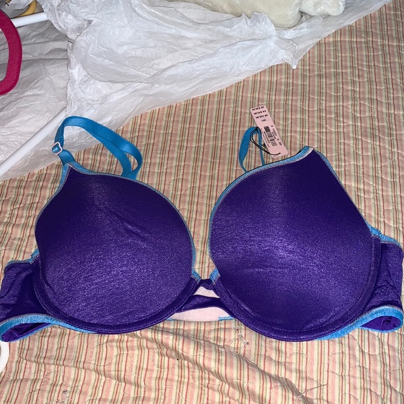 VS BRA - Picture 1 of 3